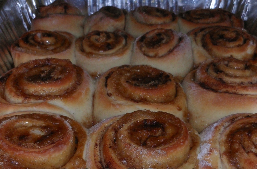 The cinnamon rolls came out of the oven all piping hot and beautiful!
